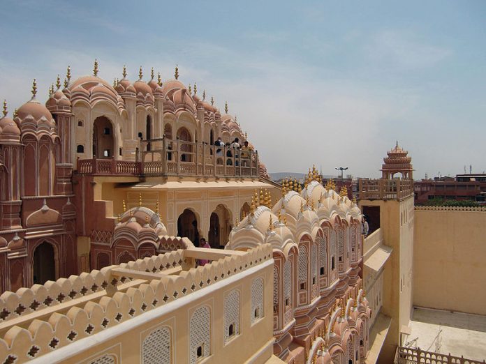 Travel Guide For Travel To Delhi