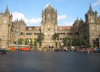 Travel To Mumbai With Travel Guide